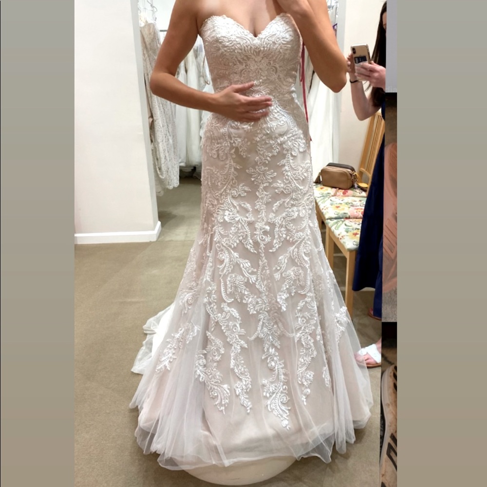 Maggie Sottero strapless Wedding Dress